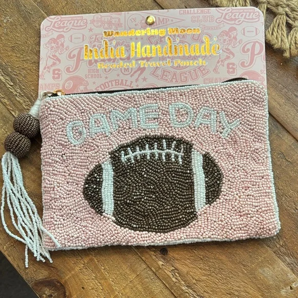 Lindau Handmade Pink Beaded Game Day Clutch - Picture 3 of 3
